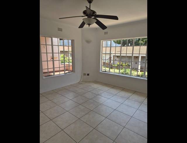 2 BEDROOM TOWNHOUSE FOR SALE IN SANDTON CBD